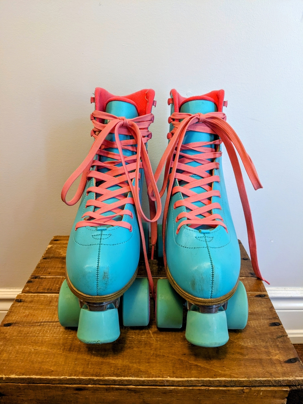 Impala aqua and Pink Retro Roller Skates In Women's Size 9 | Good Used Condition
